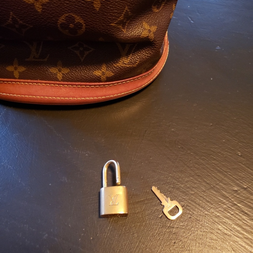 Louis Vuitton lock and key